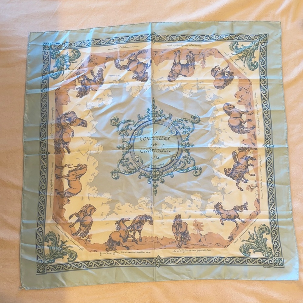 Hermès Scarf
